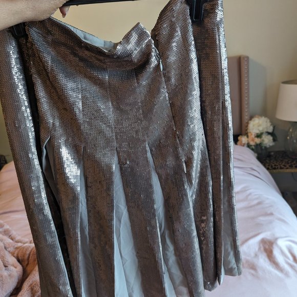 Bcbg sequins skirt - Picture 2 of 4